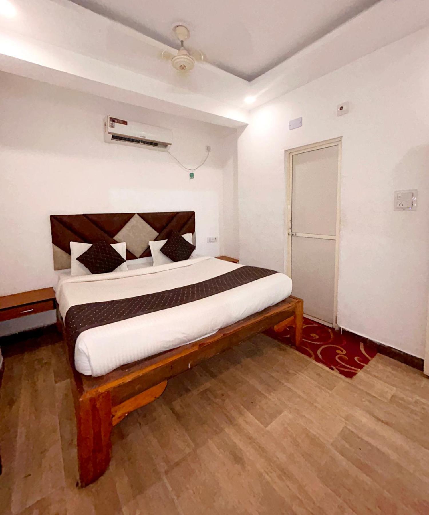 Ritchita Beach Way Calangute Ngoại thất bức ảnh